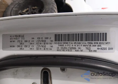 2015 Ram 2500 Tradesman z USA, uszkodzony, nr VIN 3C6UR5HL1FG695684